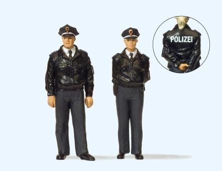 Polizisten stehend. Blaue Uni 